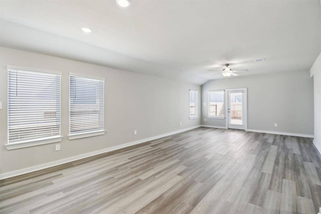 Photo is not of the actual home but is an inspirational photo of builder’s model home and may depict options, furnishings, and/or decorator features that are not included.
