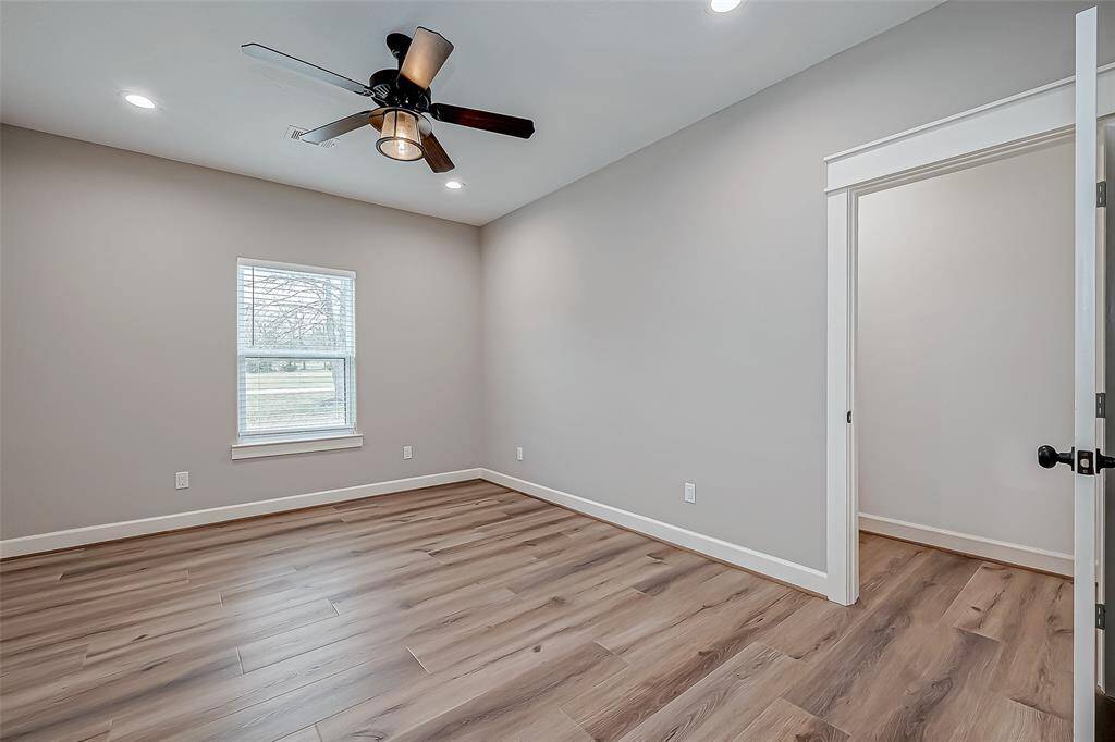 Need a craft room or extra space? One of the bedrooms has recessed lighting for added lighting.