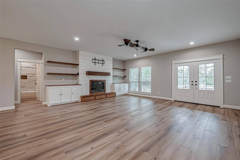 Spacious open living area perfect for gatherings.