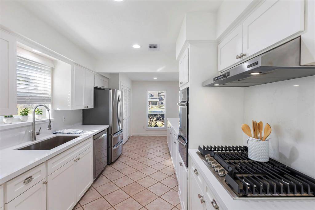 Fall'24:  updated cabinets, new sink, faucet, disposer, dishwasher, oven, stove & vent hood.