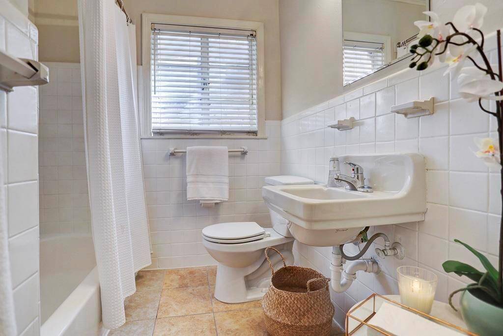 Bathroom with shower tub.