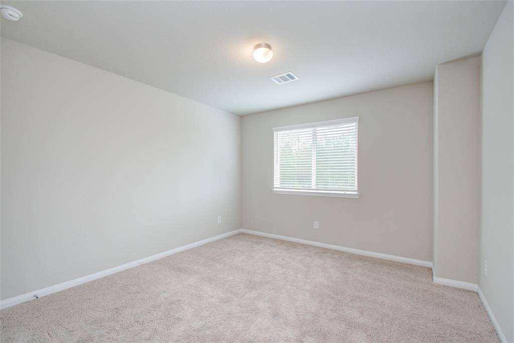 Secondary bedroom