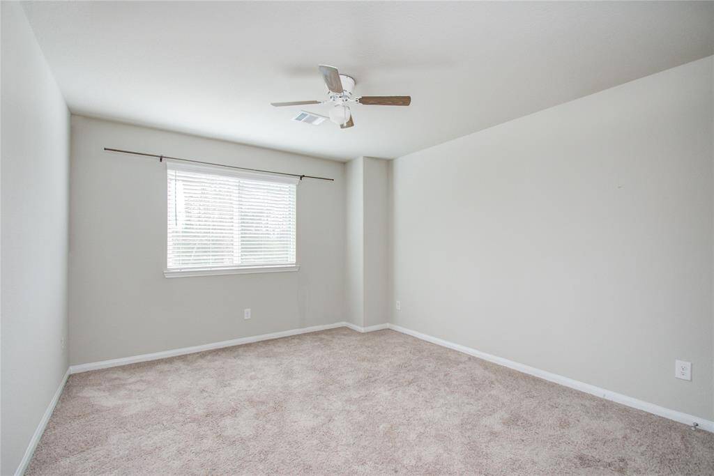 Secondary bedroom