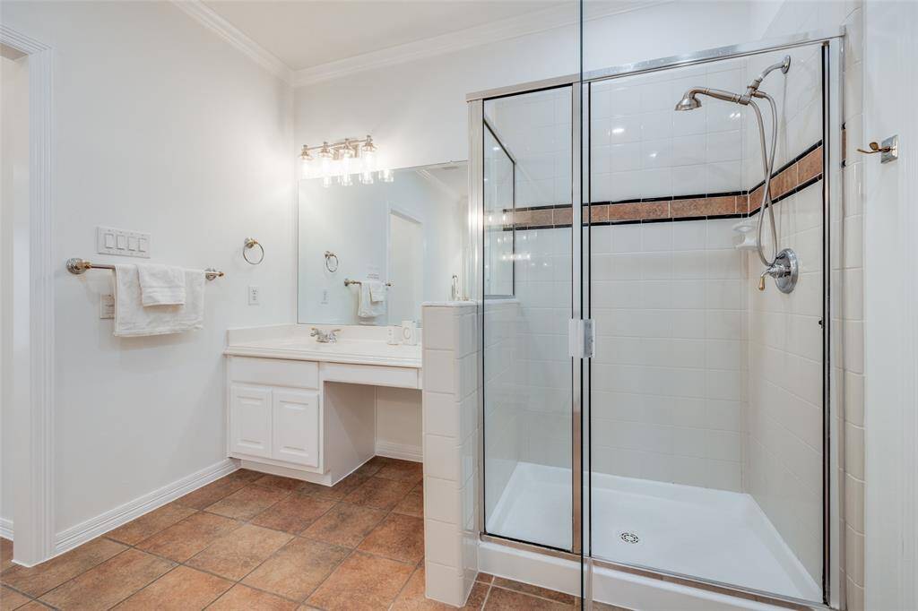 Fabulous large Primary bathroom with separate shower & bath, dual vanities