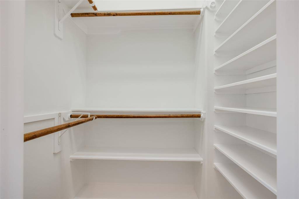 Closet 2