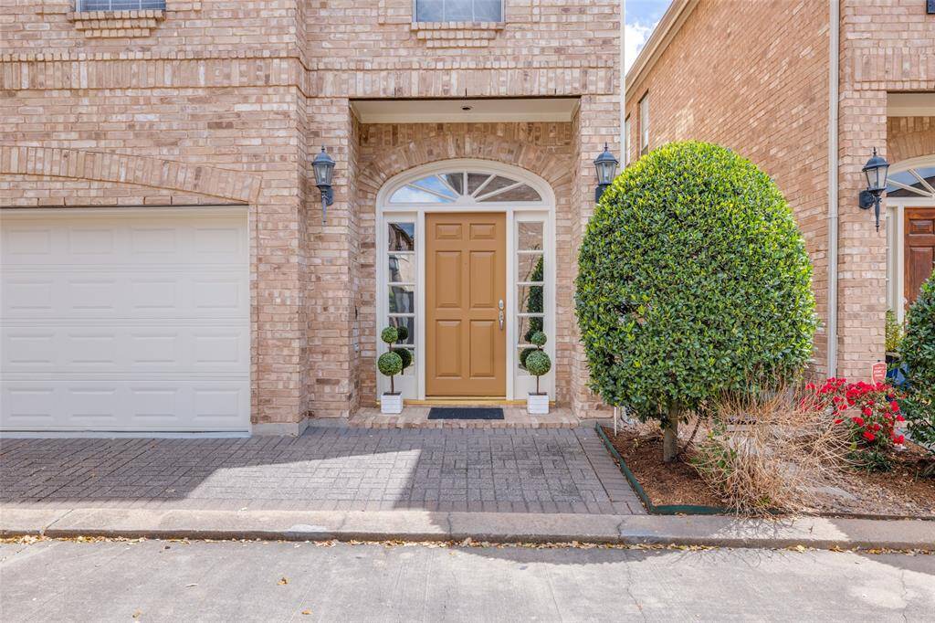 Enter through the solid wooden door in to a gorgeous remodeled home - recently painted throughout, new carpet & new light fittings