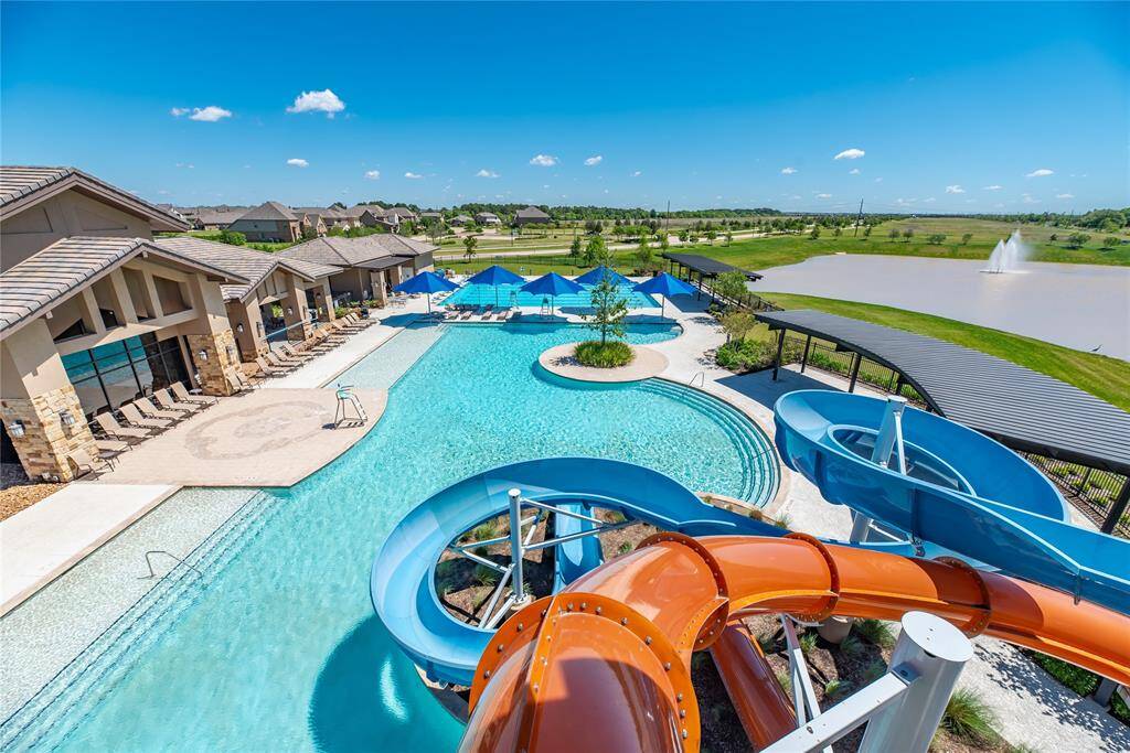 Summers are always better in Tamarron! Take the kids to the community pool or swim laps in the lap pool.