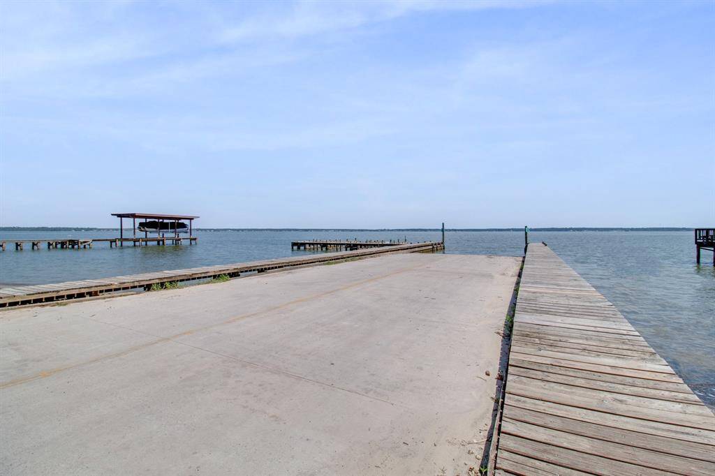 Community boat launch