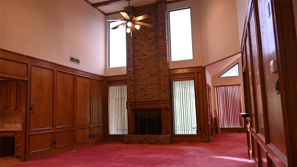 Vaulted Great Room