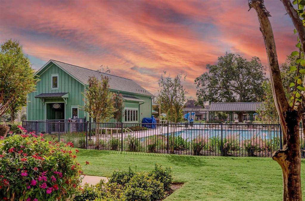 The community's commitment to preserving the natural landscape ensures that you can enjoy the best of both worlds: modern luxury and the tranquility of nature.