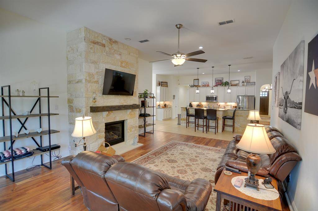 The spacious and open floor plan is meticulously designed to cater to both intimate family gatherings and grand entertaining. The living areas seamlessly flow into one another, creating a harmonious blend of space and functionality. Additional features of this home include a cozy family room with a fireplace, perfect for unwinding after a long day.