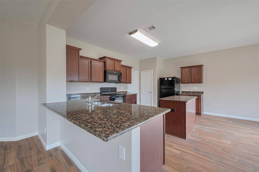 Open Kitchen