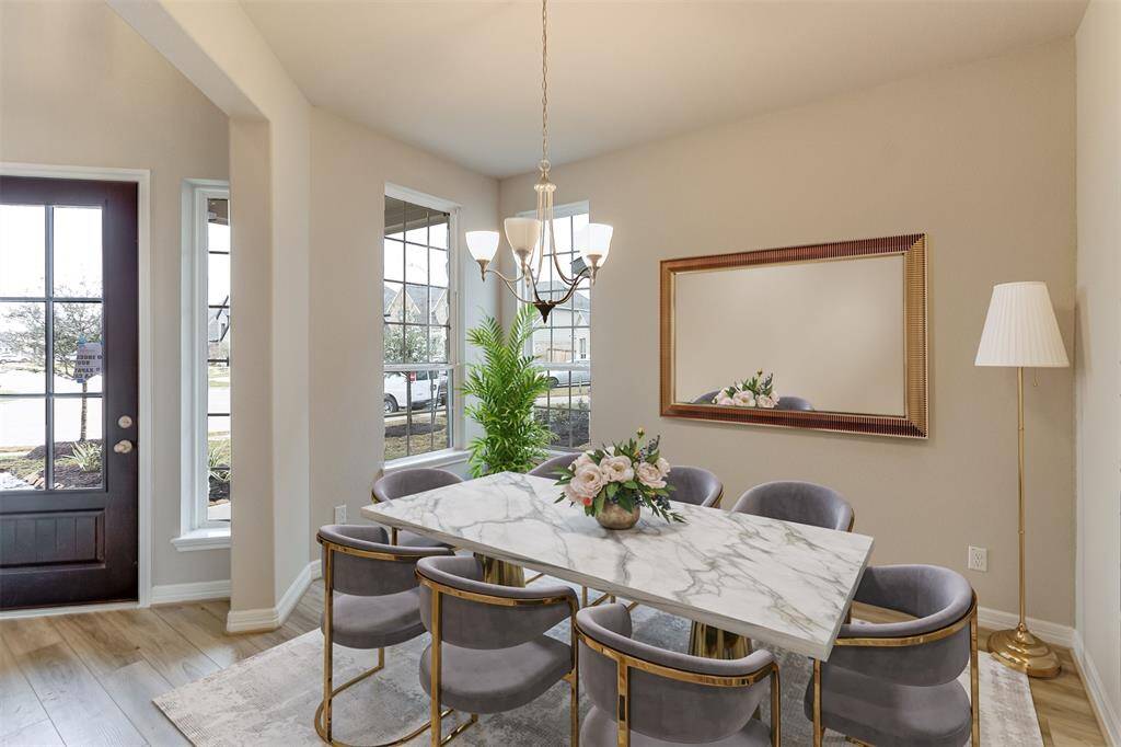 Note: Sample product photo. Actual exterior and interior selections may vary by homesite. Photo may be virtually staged