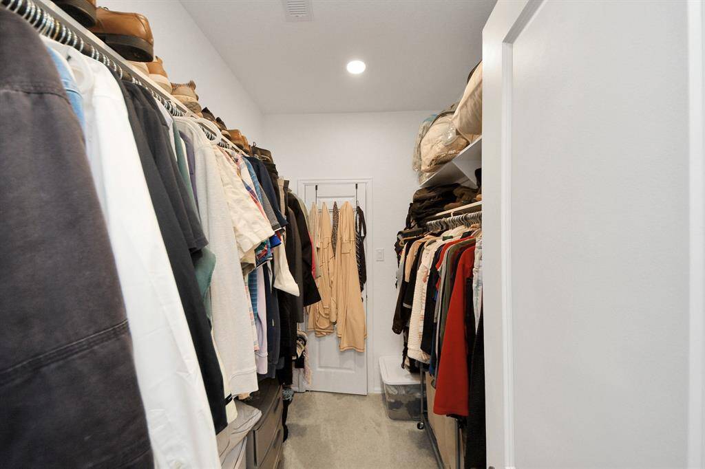 Walk in Closet