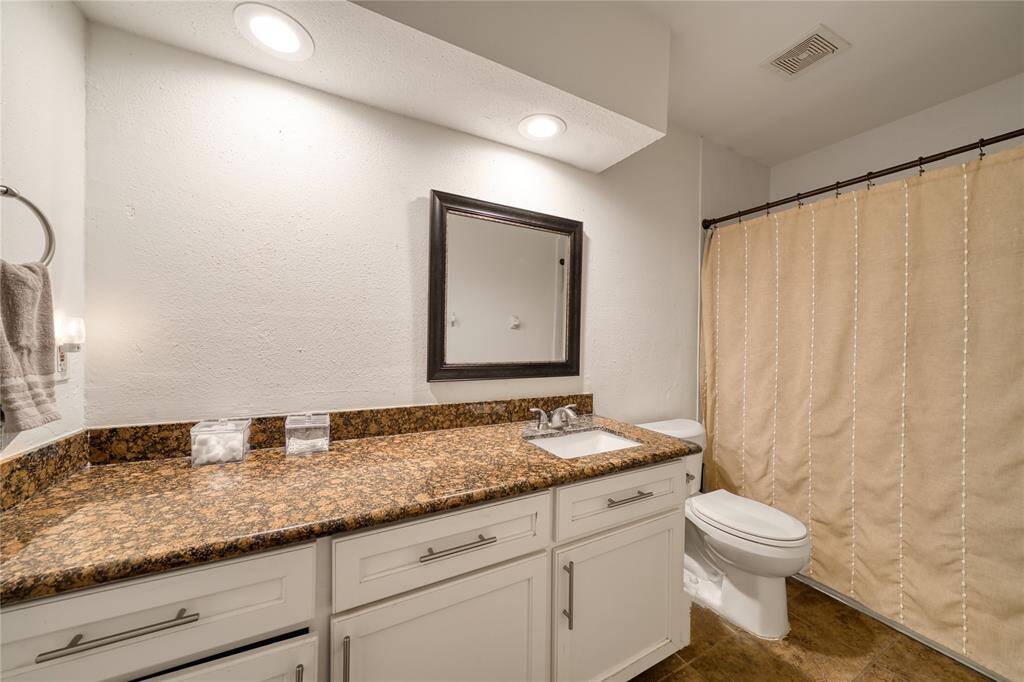 Main Bathroom