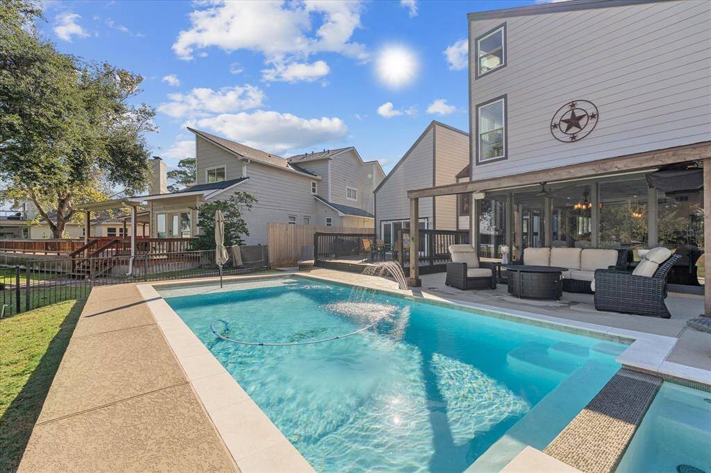 Brand new pool to enjoy.
