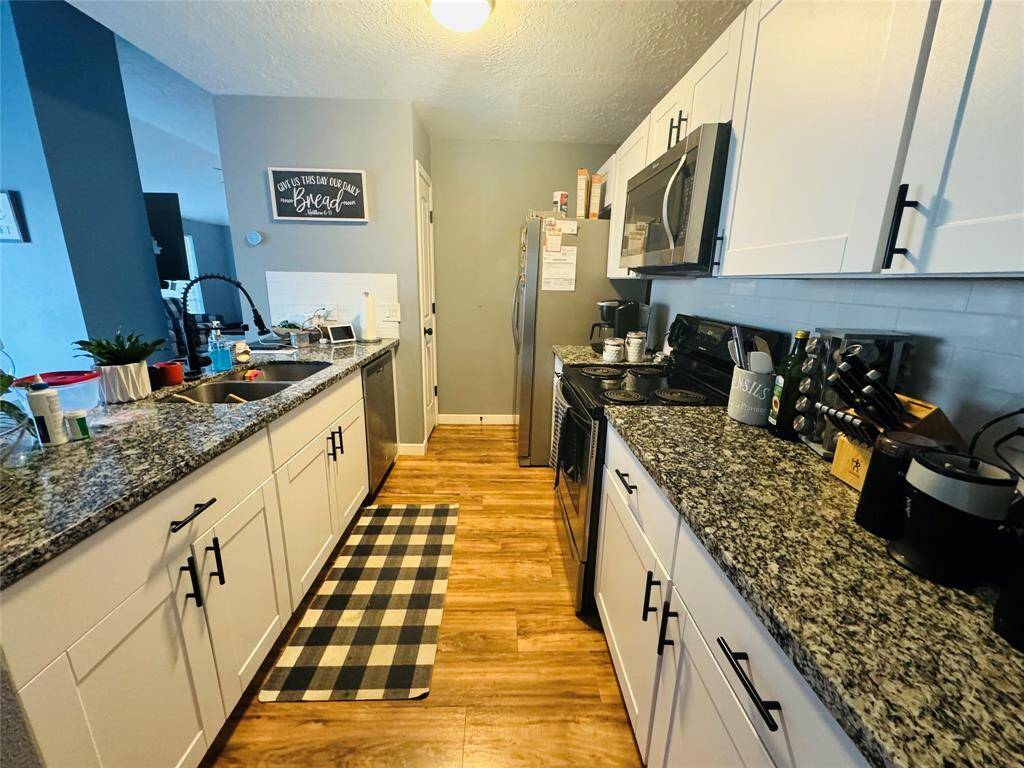 Dining Room (while tenant occupied)