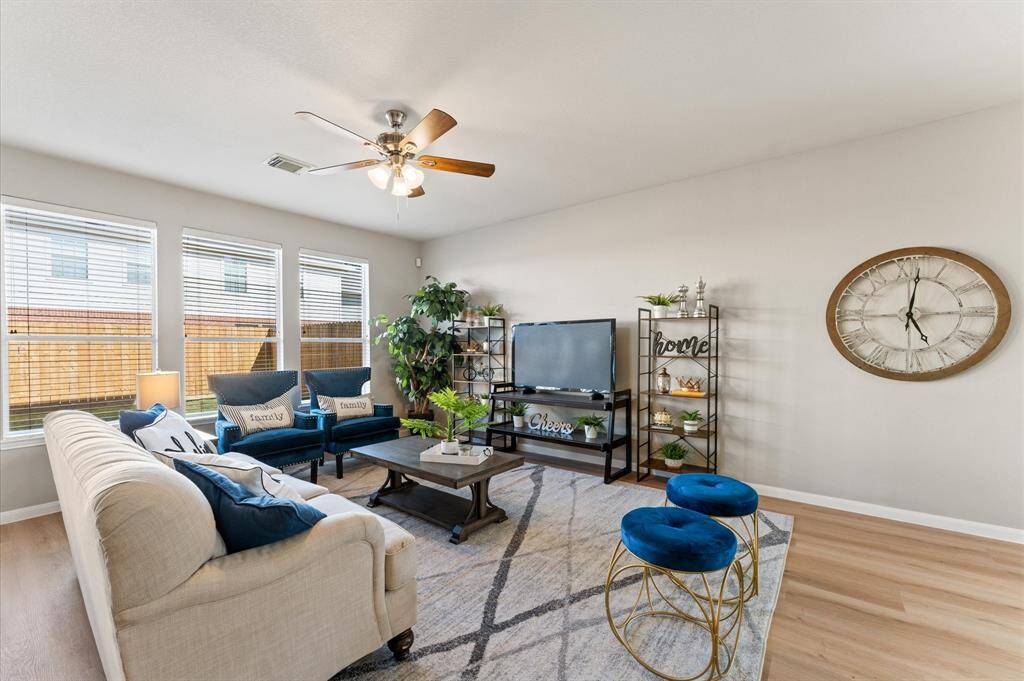 Whether you're curling up with a good book or entertaining guests, this room sets the perfect mood.