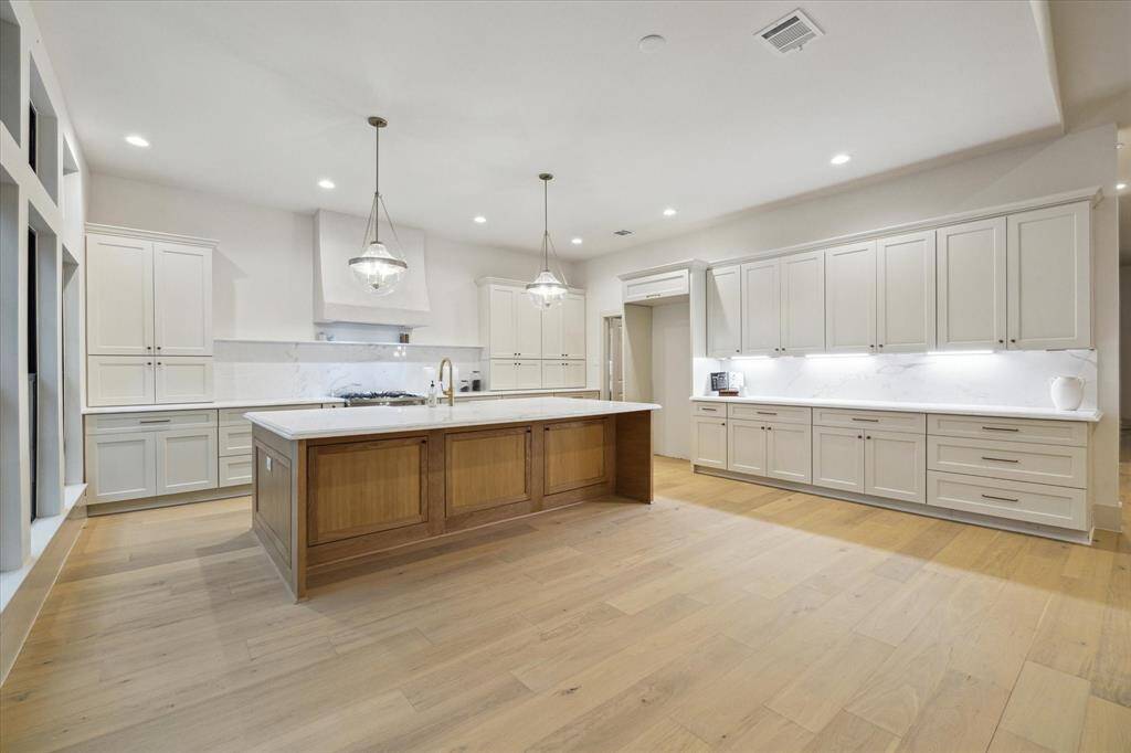 marble slab back splash & countertops.