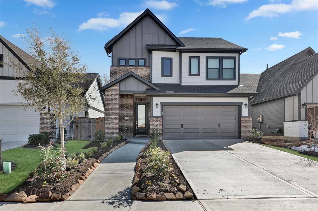 The Seth Brothers Team welcomes you to 10606 William Park Drive!