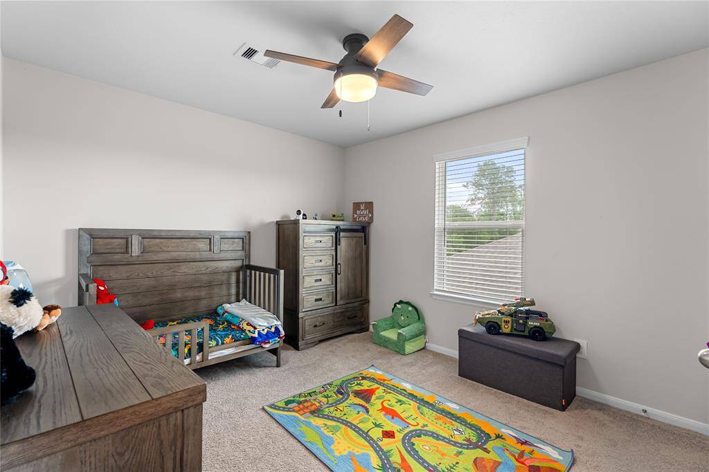 Secondary bedroom #4 (5 bedrooms total)