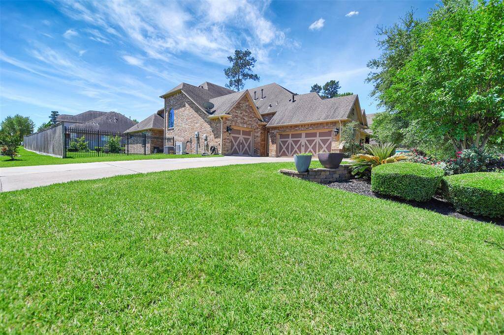 Large corner lot