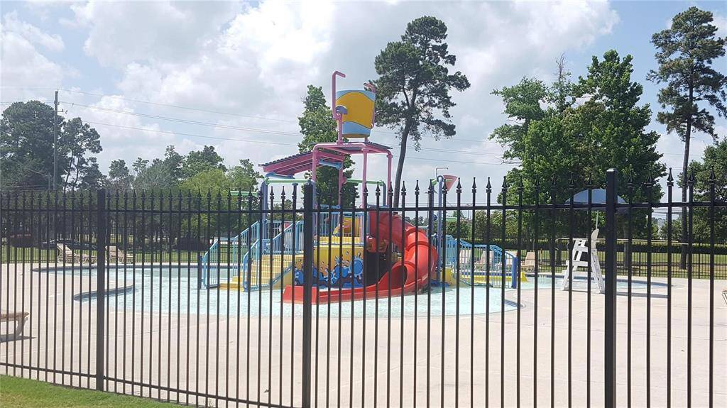 Splash park