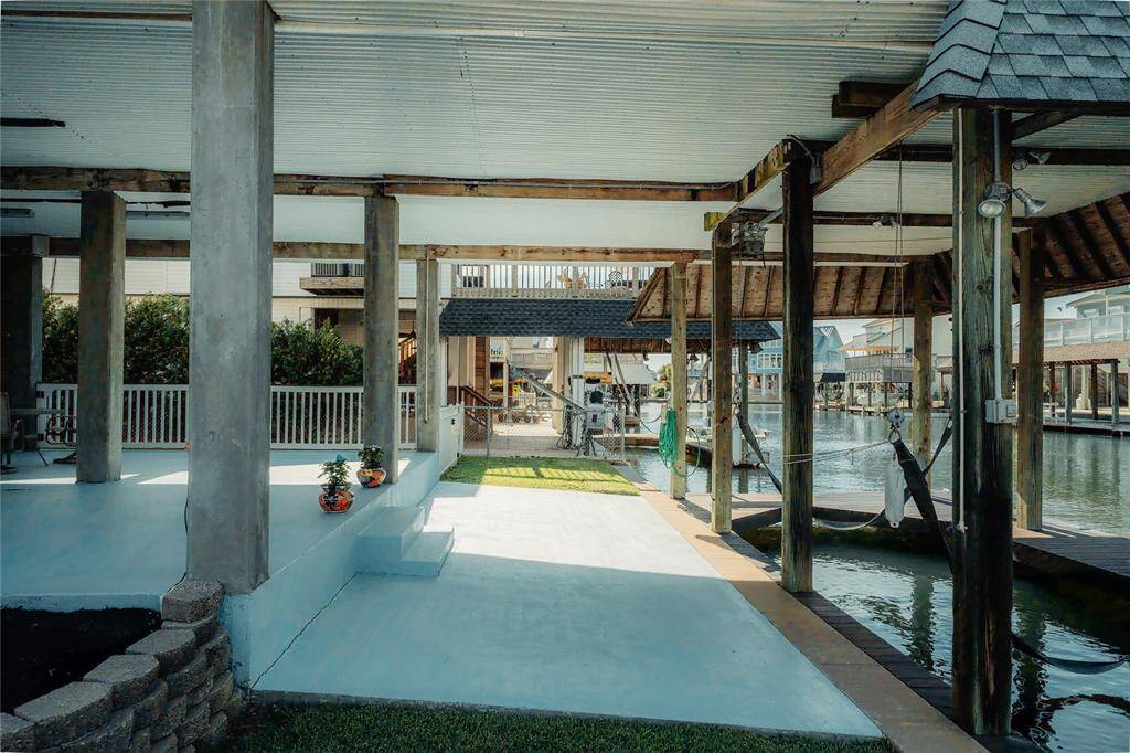 covered areas to enjoy
