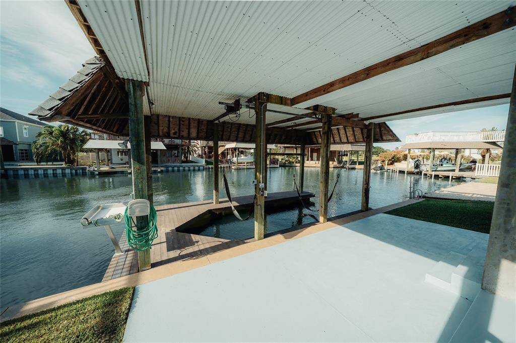 length of boat slip view