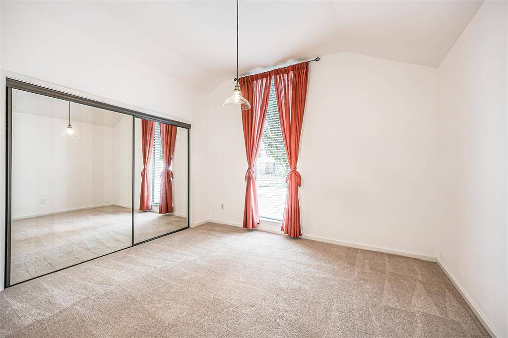 Spacious secondary bedroom large enough to be a second primary!