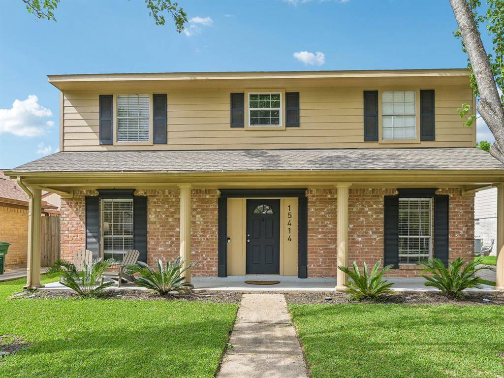 You are going to love this home! Pretty landscaping and a covered porch will beckon you in!