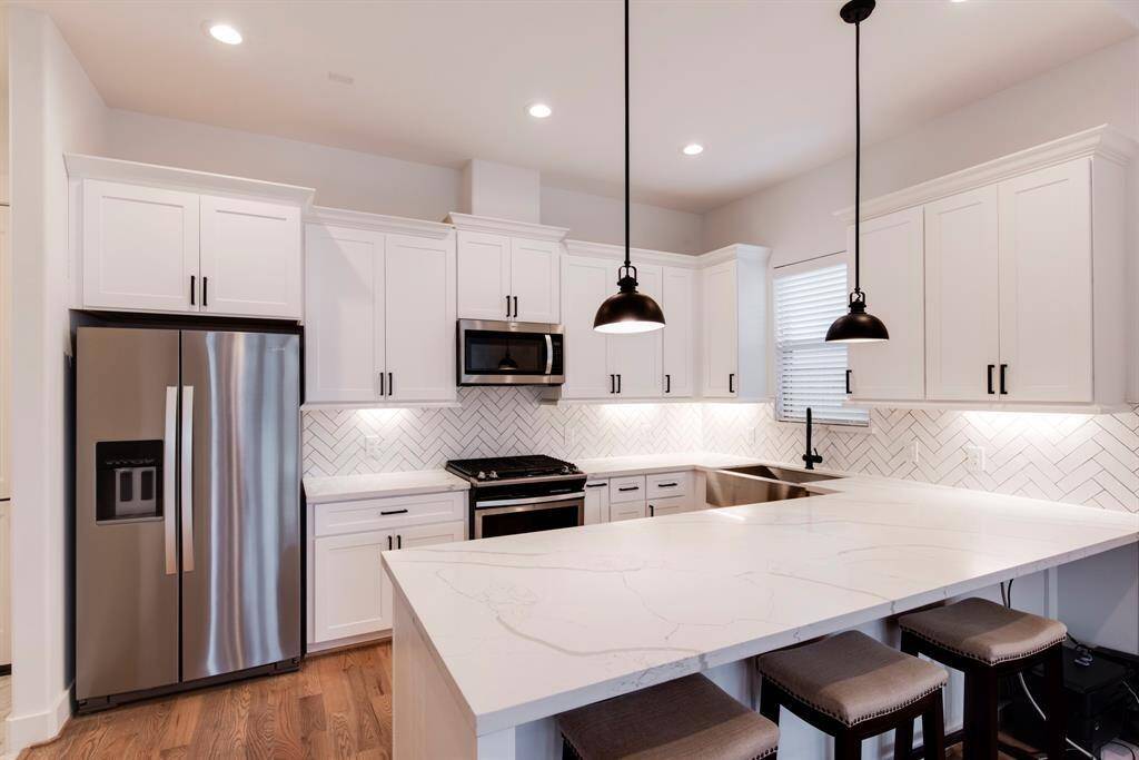 Refrigerator included