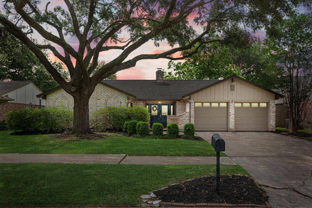 Welcome to 16442 Parksley Drive!