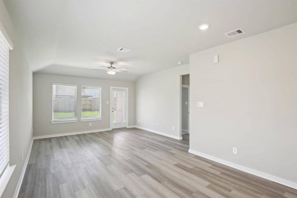 Photo is not of the actual home but is an inspirational photo of builder's model home and may depict options, furnishings, and/or decorator features that are not included.