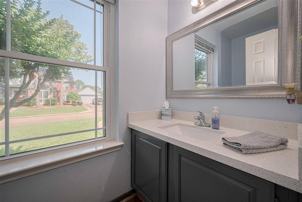 Half bath just off the kitchen