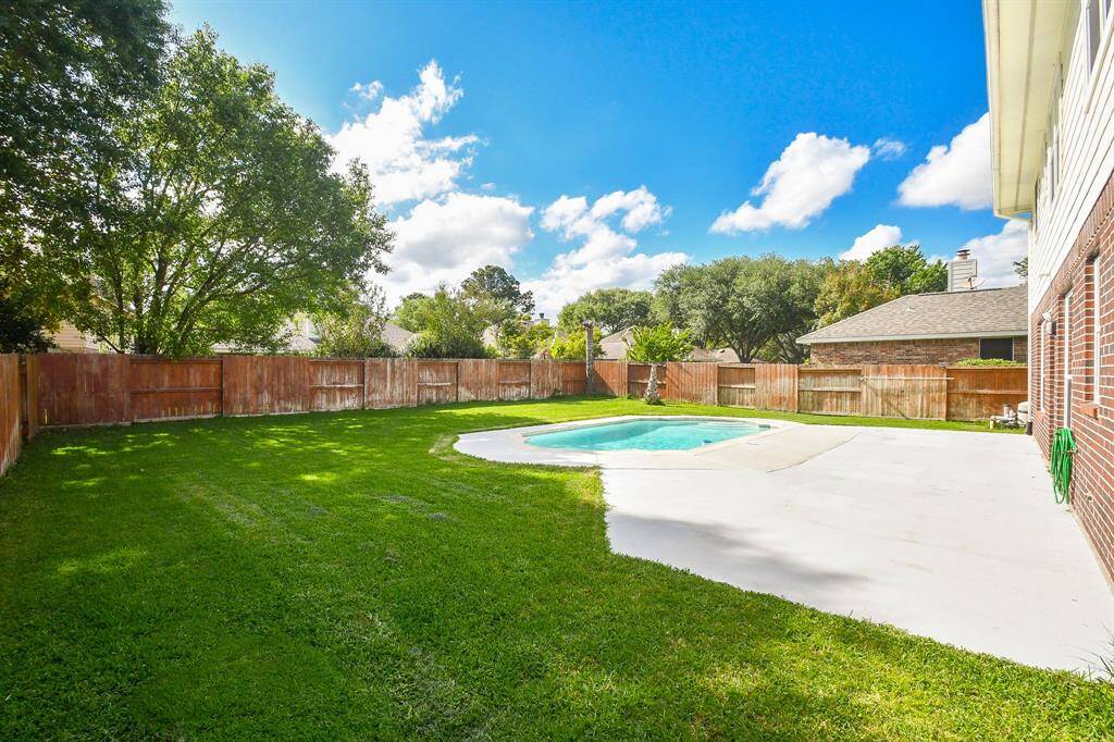 You've got amazing room in your own personal patch of the completely fenced in, greater outdoors!