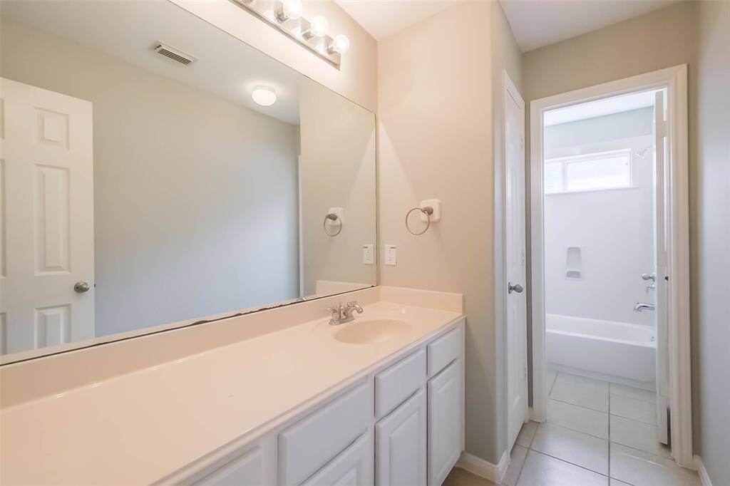 Secondary Bathroom #1