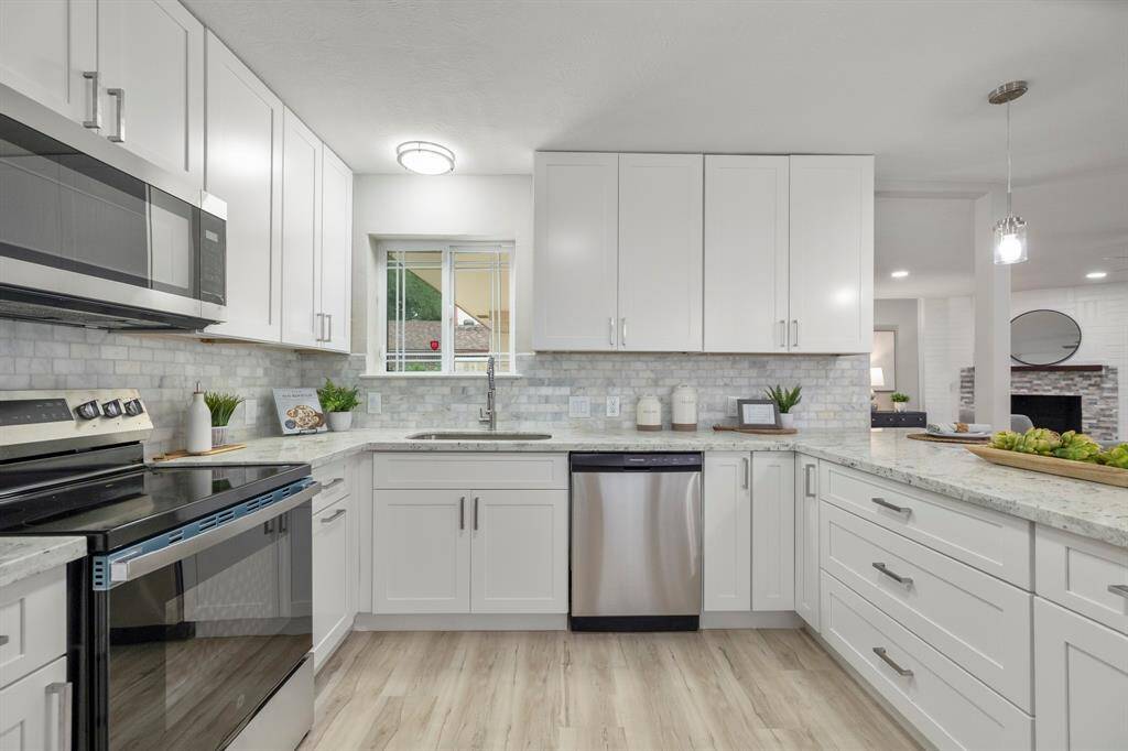 ... stainless steel appliances...