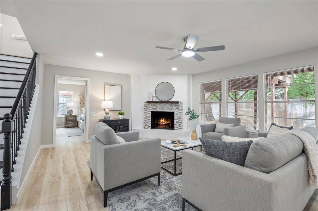 Beautiful living room...