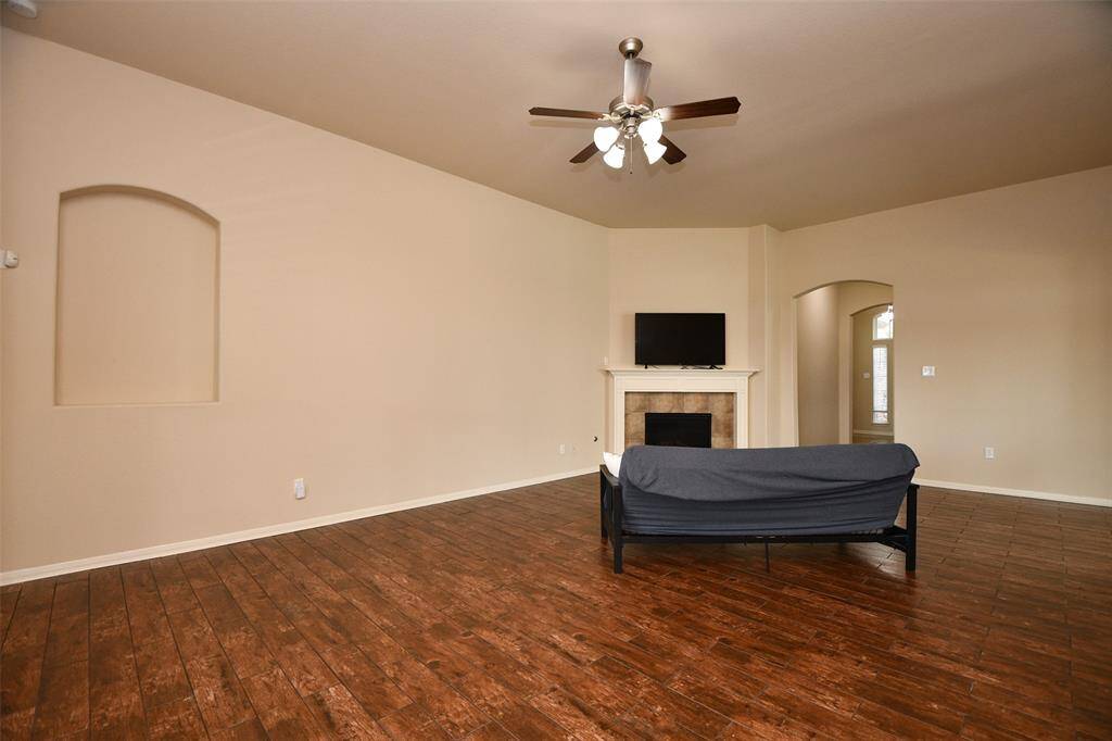 Another view of the living area to showcase the amount of space avaialble