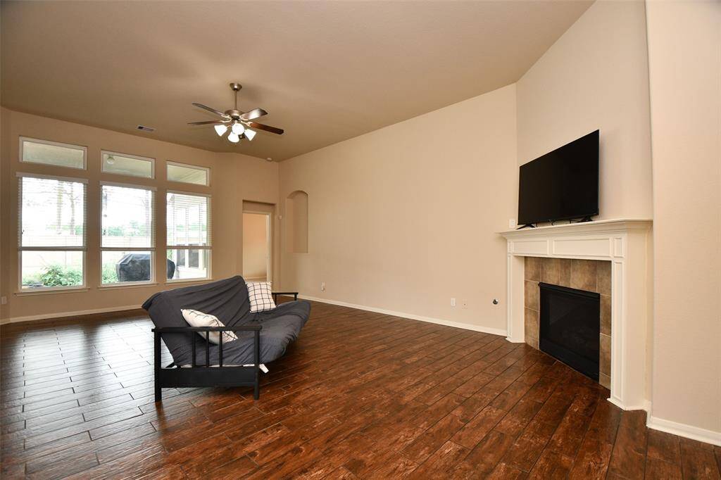the living area offers an expansive space