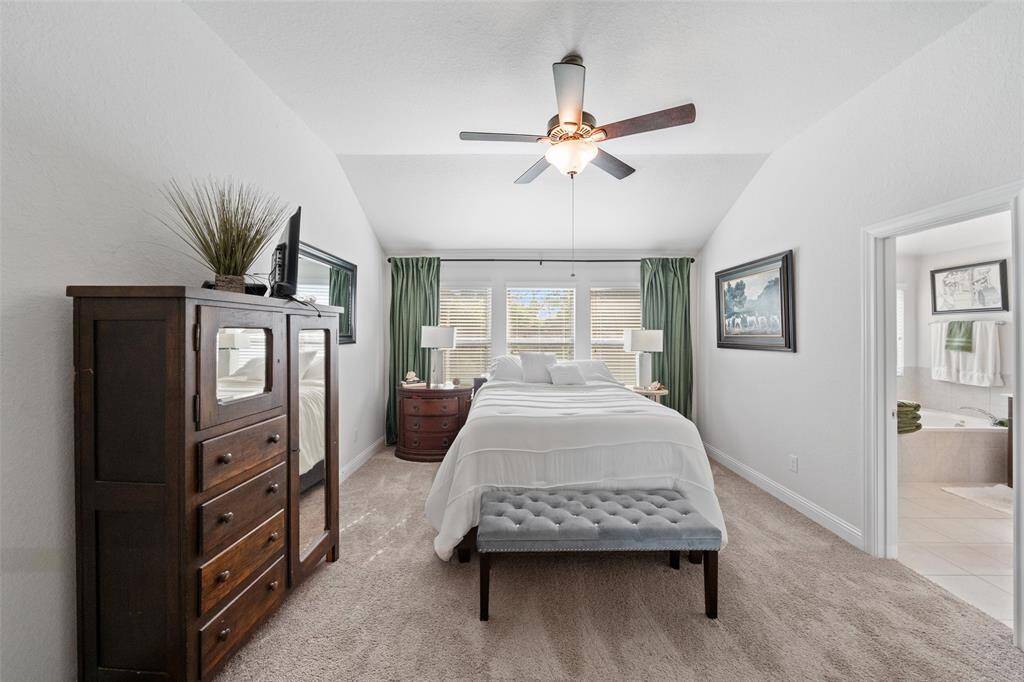 Primary suite.