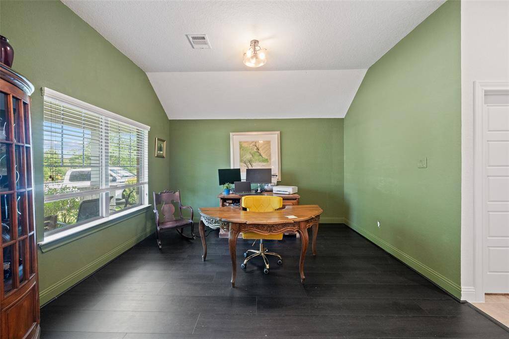 Formal dining at front of home - light and bright.