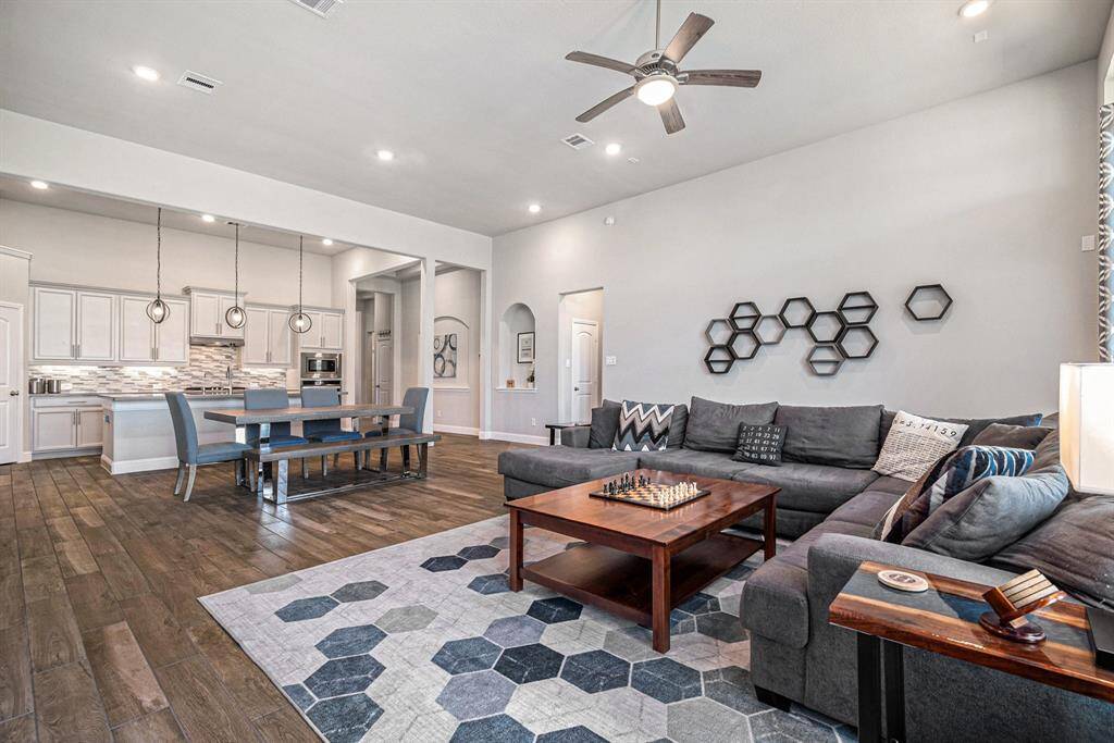 Additional view of this fabulous open floorplan!