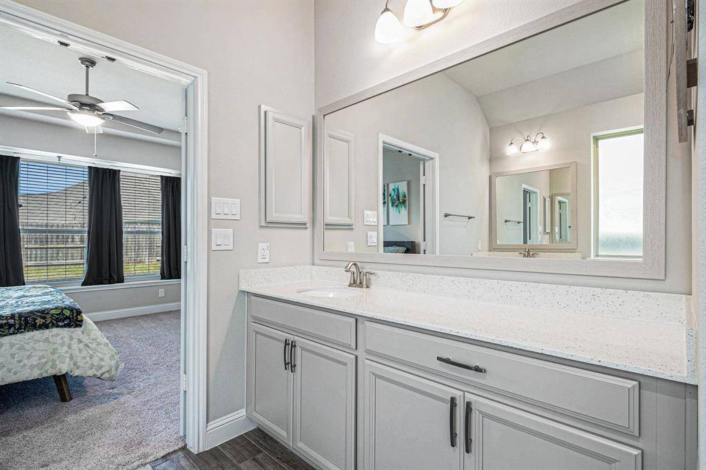 Beautiful modern cabinets and countertops!