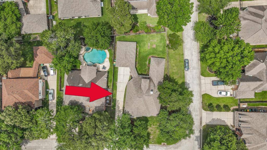 The house is located on a large corner lot with tree-lined streets and spacious homes. 2 Westward Ridge Place is but a short bike ride to park, pool and tennis courts!
