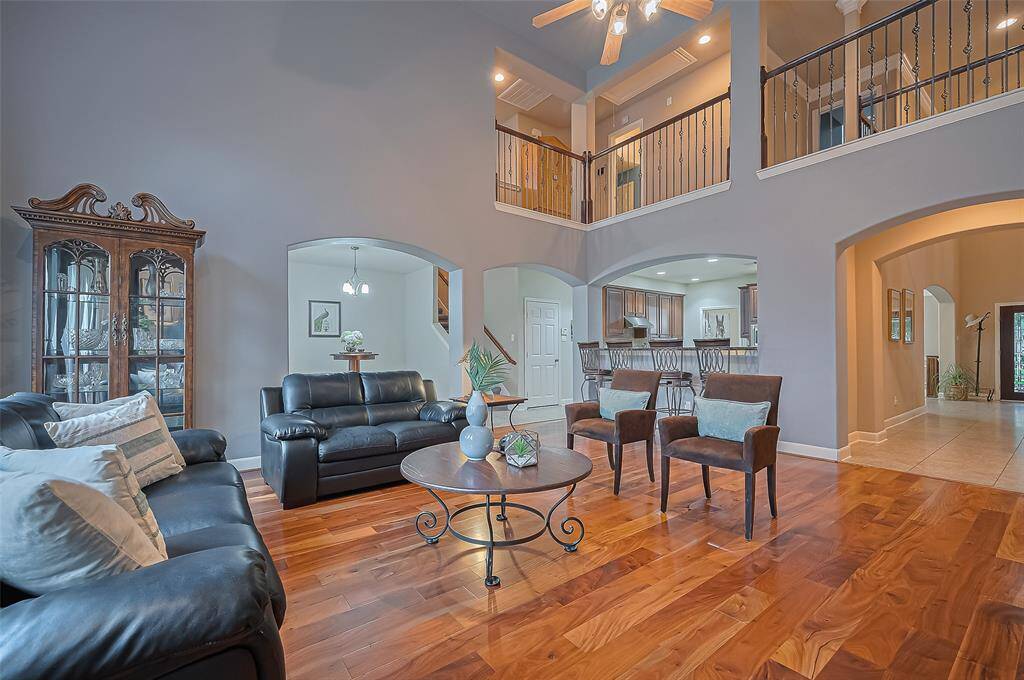 Also the family room is open to the kitchen and the corridor upstairs.