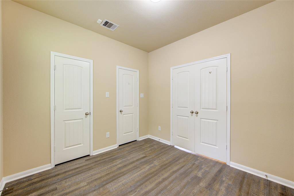 Primary flex room, potential nursery, or office