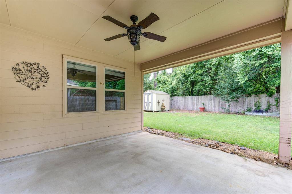 Covered patio with fan