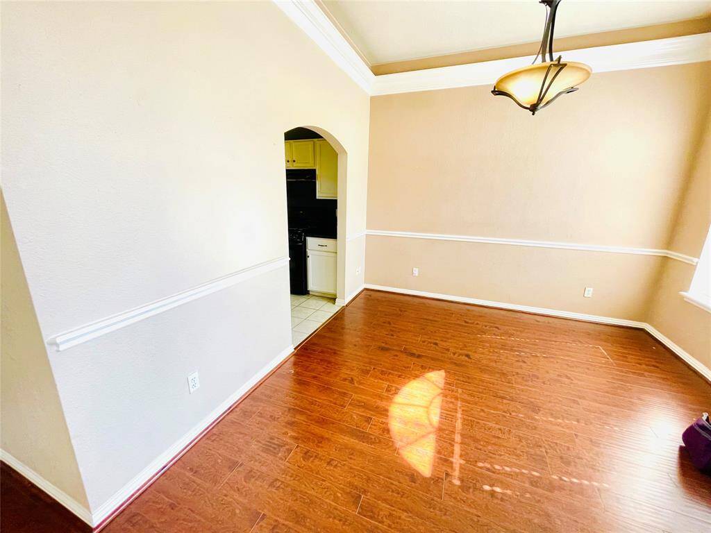 Formal dining